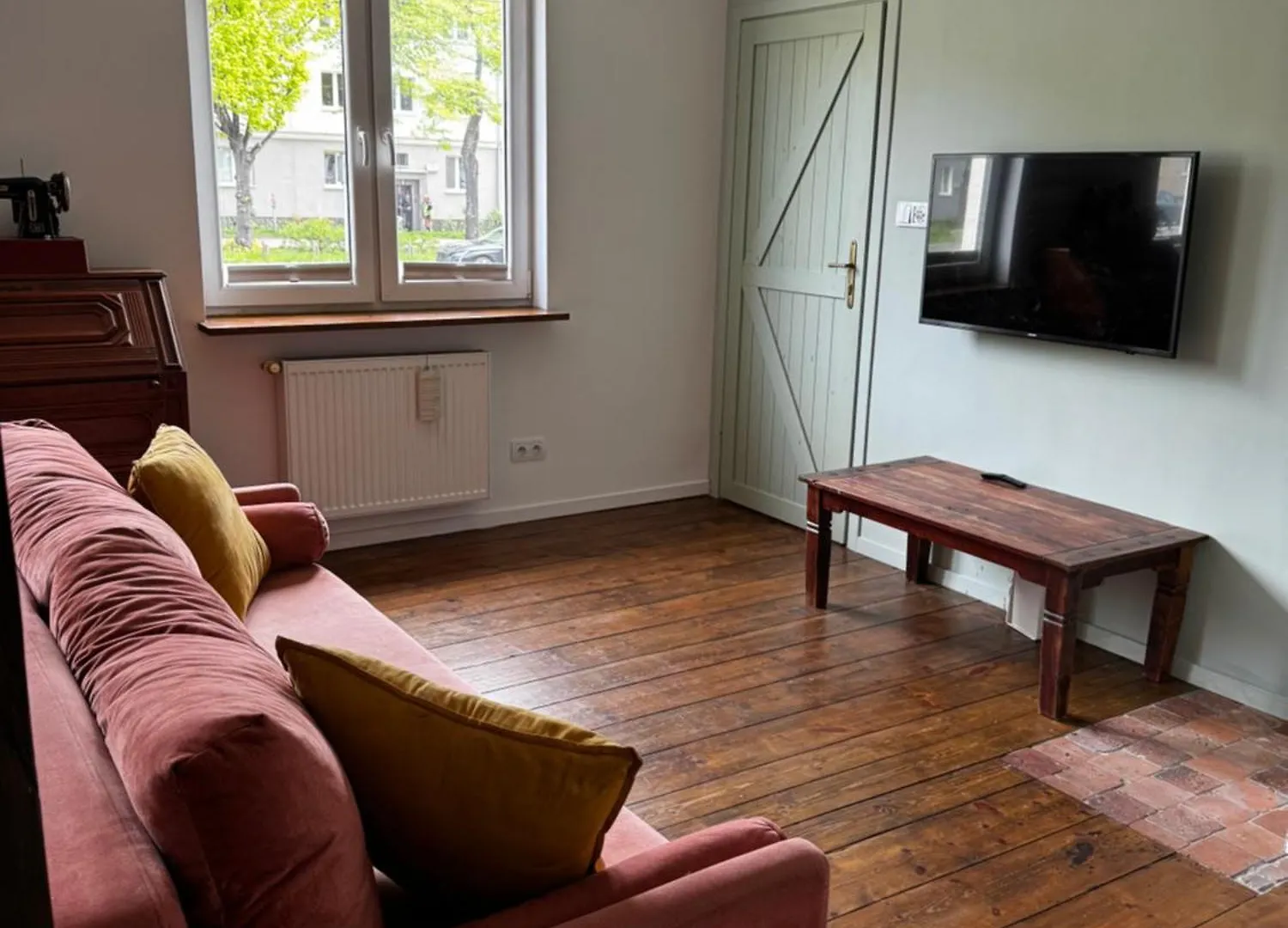 Retro Cozy Apartment 10 Minutes To Beach And 15 Minutes To Old City Gdansk