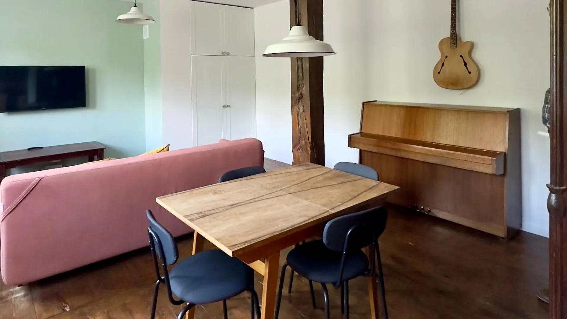 Retro Cozy Apartment 10 Minutes To Beach And 15 Minutes To Old City Gdansk